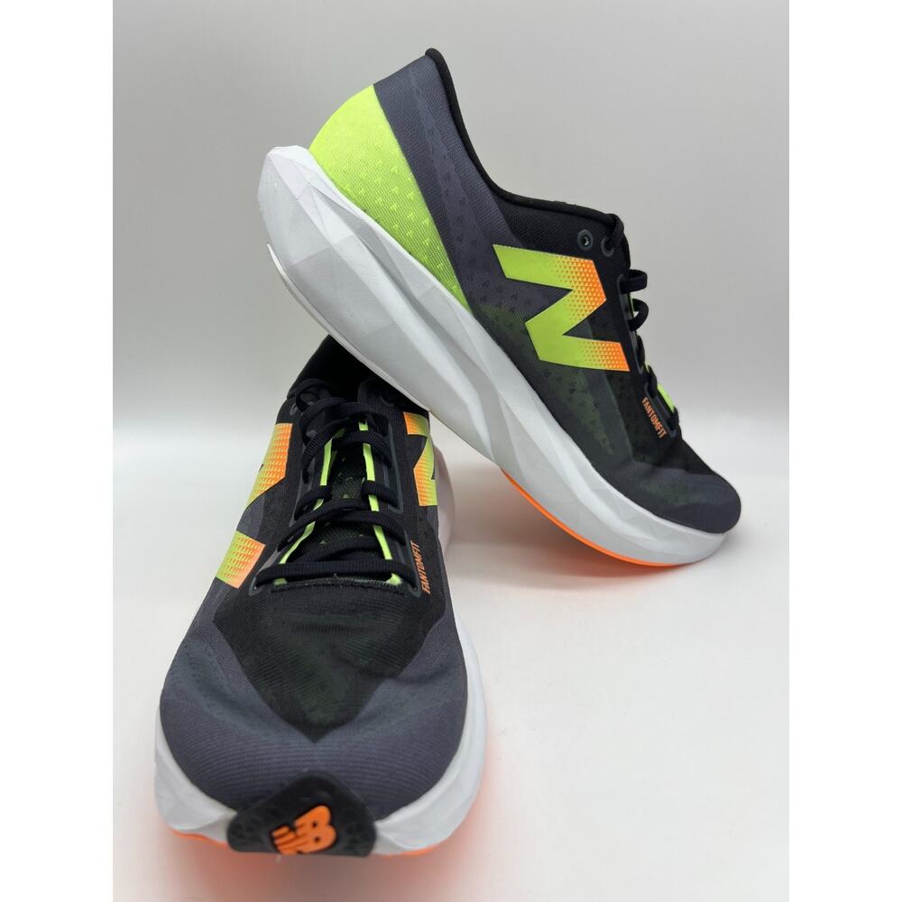 New Balance FuelCell Rebel v4 Men's 13 Black White Peach MFCXCB4 New - Picture 5 of 16